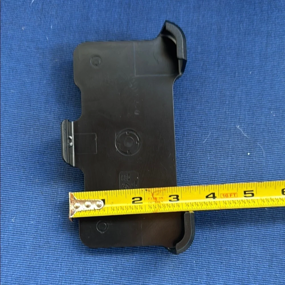 OtterBox Black Holster with Belt Clip for Phones